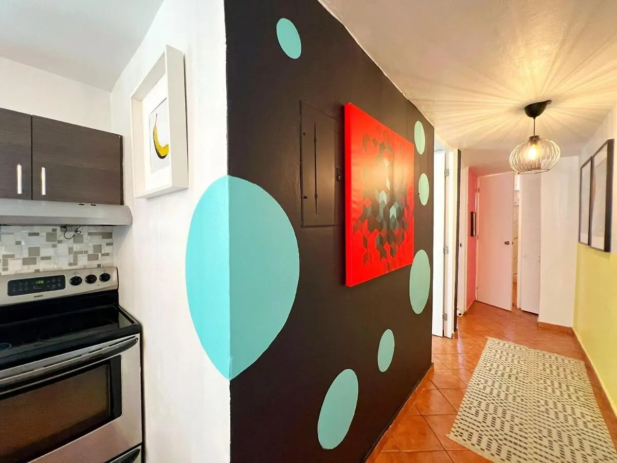 Stunning 2Br Home W Parking - Walk To Beach! 산후안 아파트