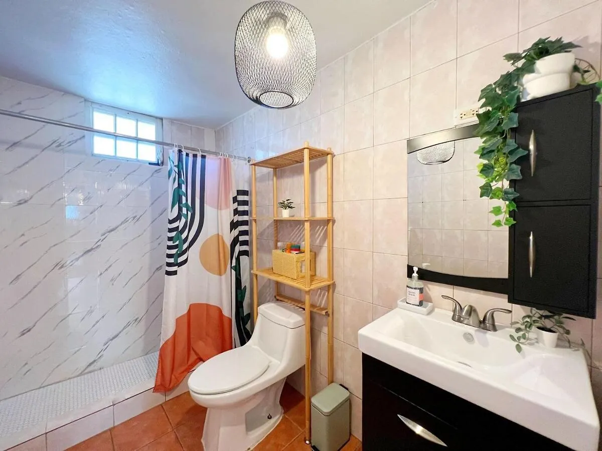Stunning 2Br Home W Parking - Walk To Beach! 산후안