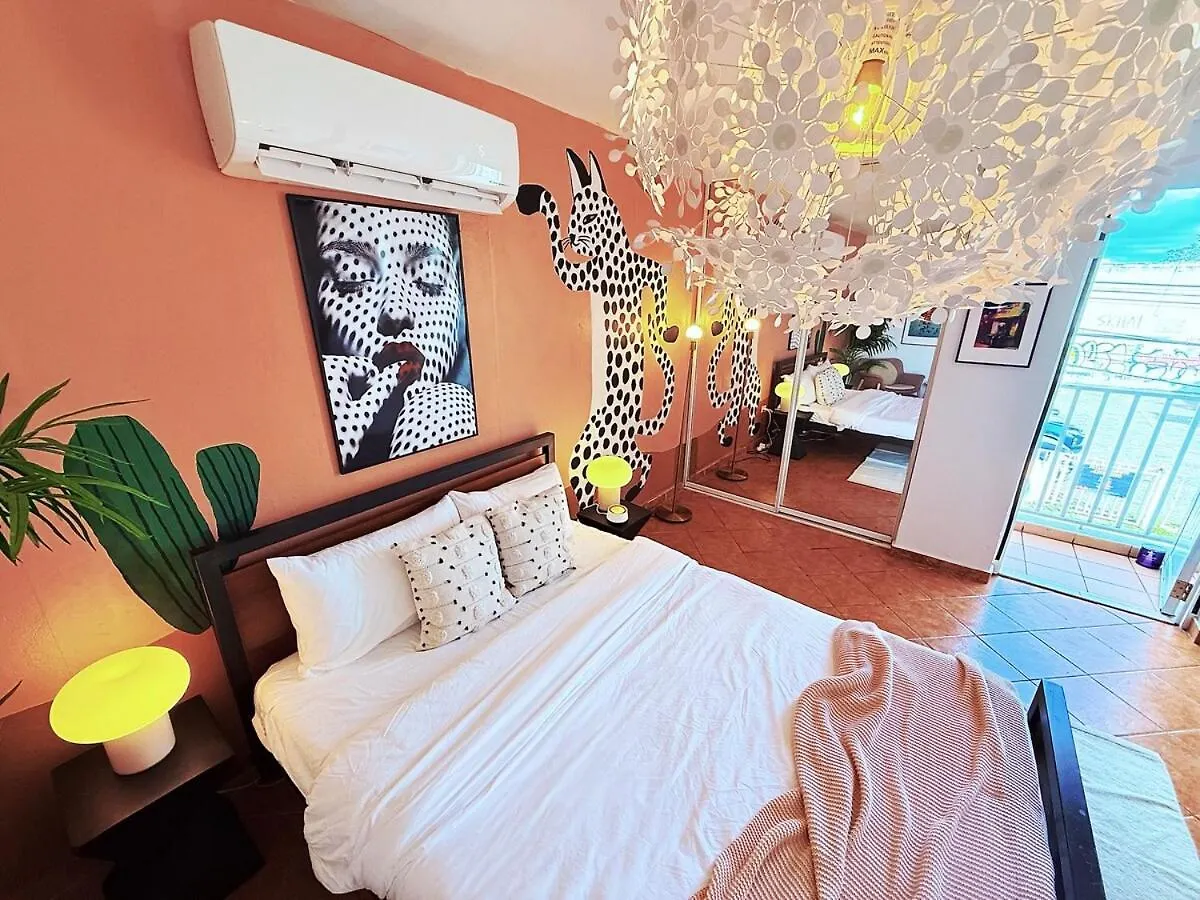 Stunning 2Br Home W Parking - Walk To Beach! 산후안 0*,  푸에르토리코